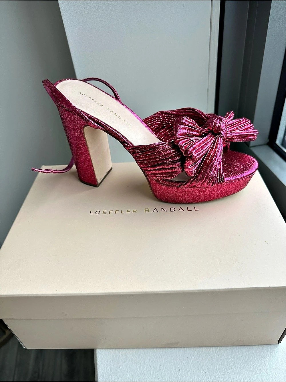 Loeffler Randall Natalia Pleated Bow Heel Bow Platform Heels in Fuchsia Pink in